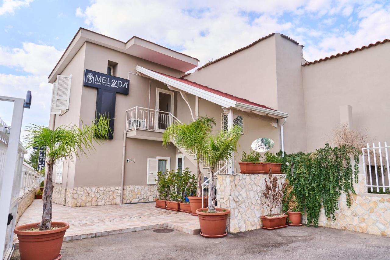 Hotel Melyda Pozzuoli Esterno foto
