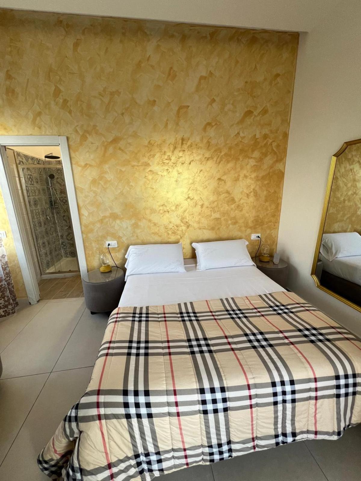 Hotel Melyda Pozzuoli Esterno foto