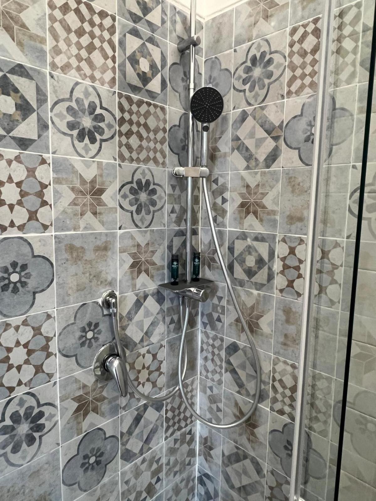 Hotel Melyda Pozzuoli Esterno foto