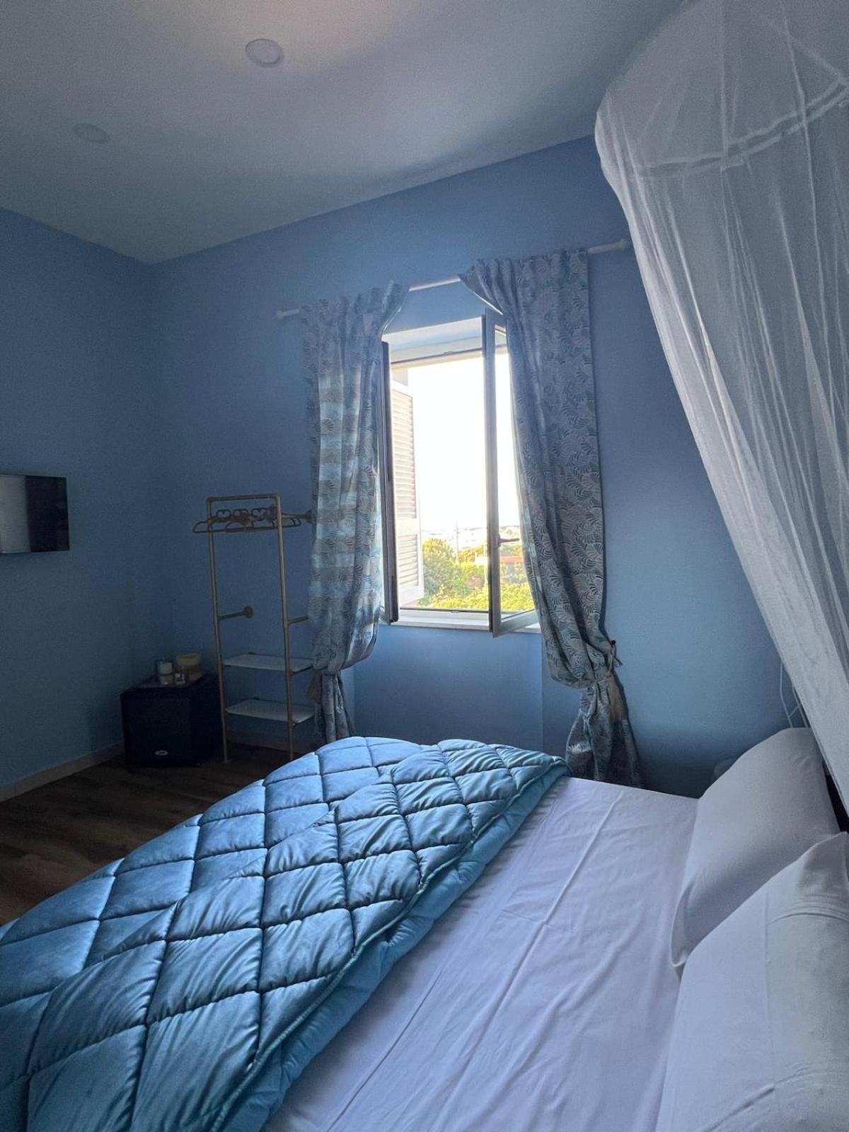 Hotel Melyda Pozzuoli Esterno foto